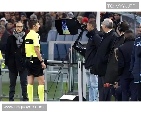 足球明星失去孩子的悲痛瞬间照片集锦与心路历程分享