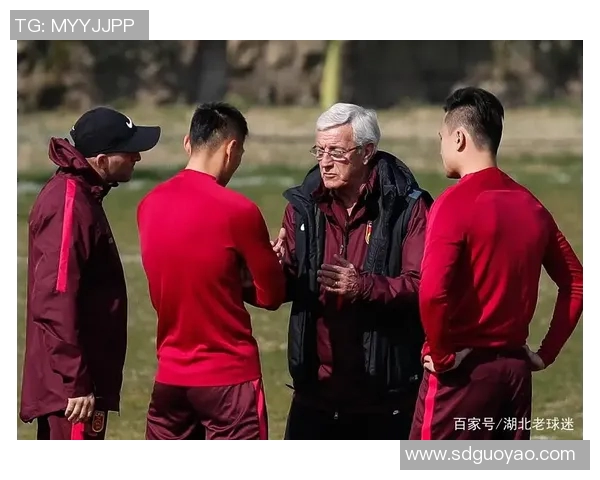 足球明星阿兰德年薪揭秘引发球迷热议与市场关注